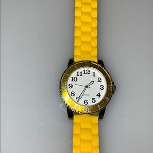 Quartz Yellow n gold Watch